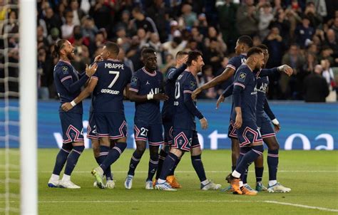 Campeão infeliz PSG tem jogo no francês destinos incertos Metrópoles