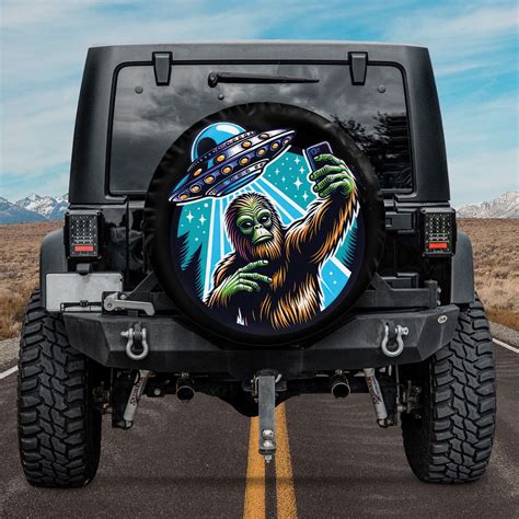 Bigfoot Selfie With Alien Ufo Spare Tire Cover Ufo Abduction Tree