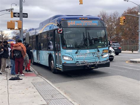 MTA NYCT 2016 New Flyer XD60 5993 Q44 SBS Bus 2016 New Fl Flickr