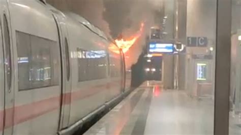 Brand In Ice Mehrstündige Sperrung Am Bahnhof Flughafen Köln Bonn