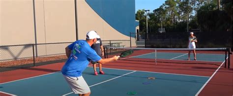 Pickleball Lob Shot How To Hit A Perfect Lob Shot