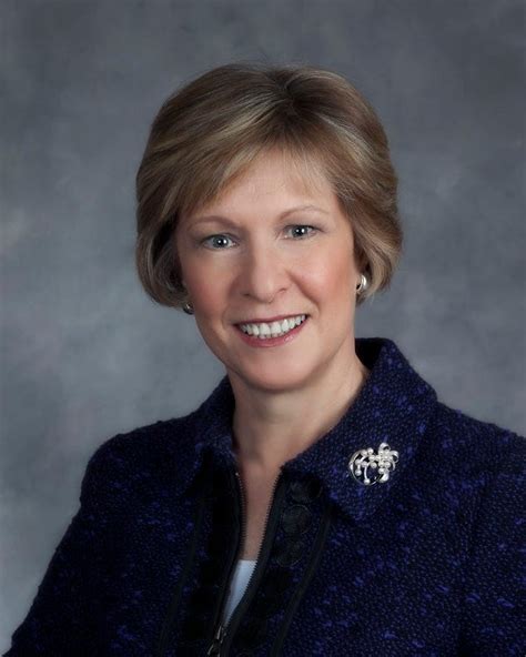 Auditor Suzanne M Bump Medium