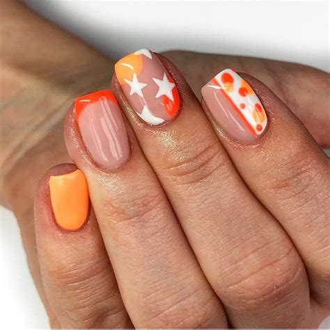 40 Unique Polka Dot Nail Art Designs K4 Fashion