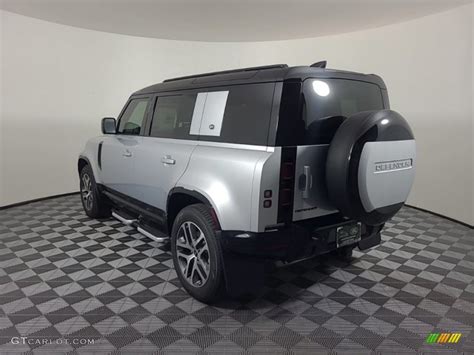 Hakuba Silver Metallic Land Rover Defender X Dynamic Se