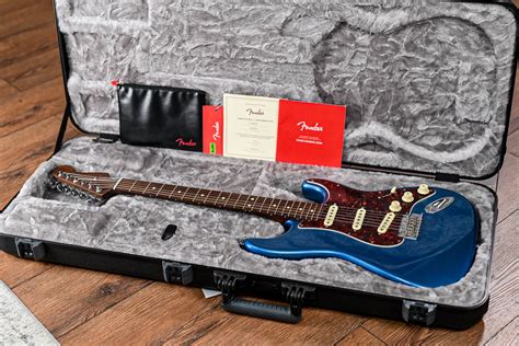 Fender Limited Edition American Pro Ii Strat In Lake Placid Blue With Rosewood Neck Guitar