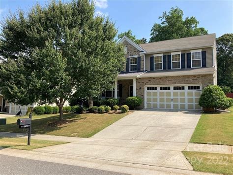 Mooresville, NC Real Estate - Mooresville Homes for Sale | realtor.com®