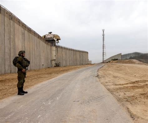 Israel Completes Massive 'Game-Changer' Wall Along Gaza Strip | Newsmax.com