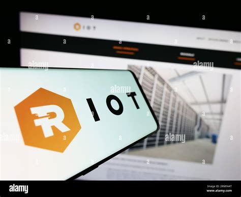 Riot platforms logo hi-res stock photography and images - Alamy