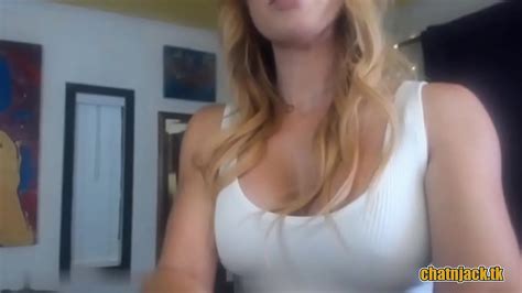 Frisky MILF Nice Tits Double Dildo Live XNXX