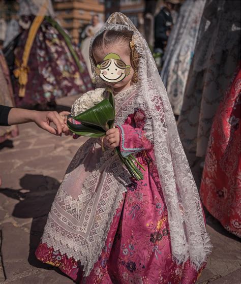 El Traje De Fallera Defallera