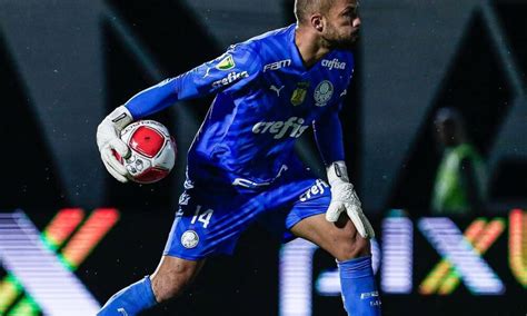 Marcelo Lomba renova Palmeiras Qual será o papel do goleiro até