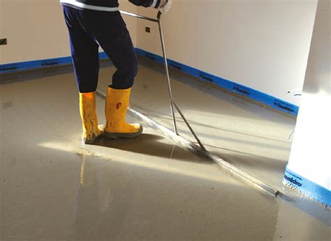 Semi Dry Mortar And Flowing Self Levelling Screed Mix Laterlite