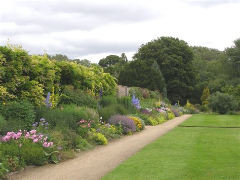 Waterperry Gardens