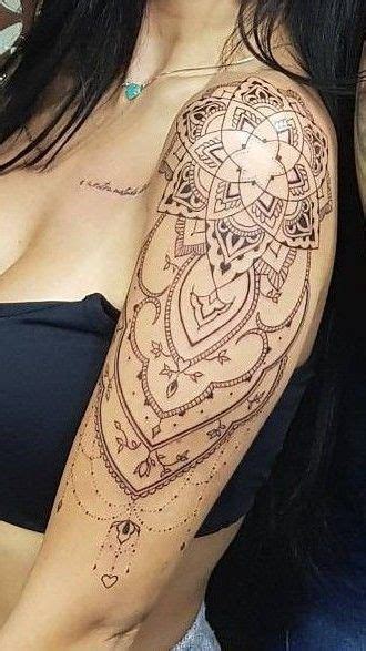 Les Plus Beaux Tatouages Mandala Pour Femme Daisy Tattoo Designs