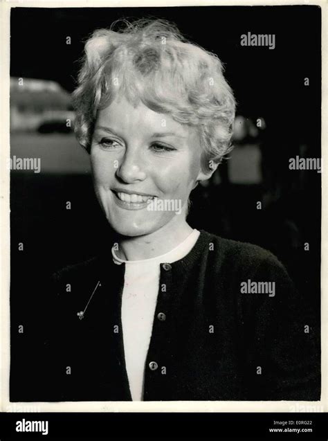 Jun 09 1959 Petula Clark Returns From Usa Photo Shows Singer