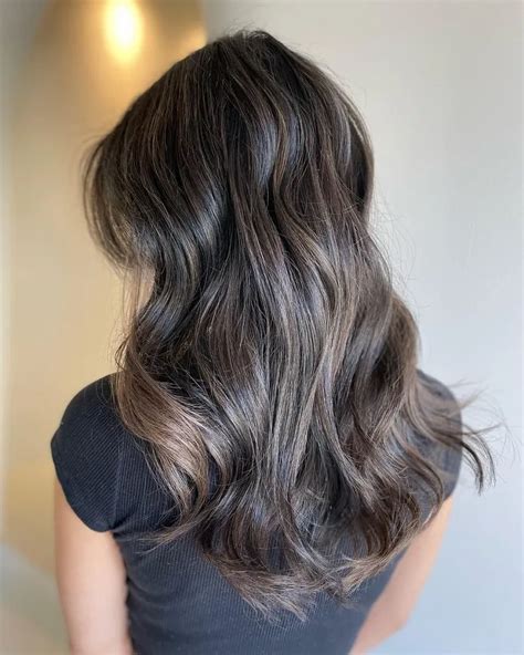 20 Best Lowlights for Brown Hair Going Gray for a Smooth Transition in 2024