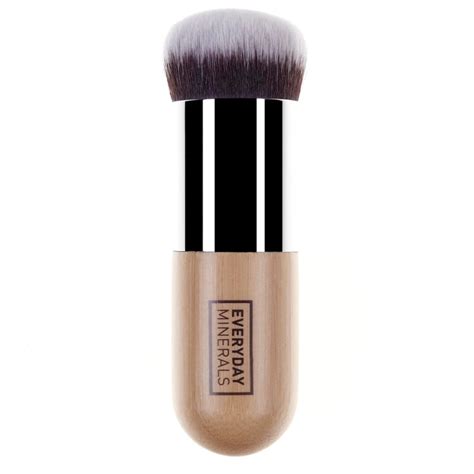 Кисть Ultimate Buffing Brush (Everyday Minerals)