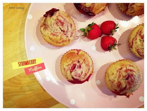 Jenn S Cooking Muffins Aux Fraises Coeur Fondant La Confiture De