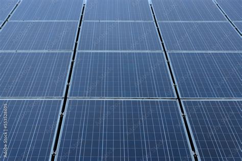 Paneles De Placas Solares Para Instalar En El Tejado Y Generar