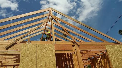 Techo A Dos Aguas Roof Rafters 2x8 Techo De Madera California Framing Zapóns