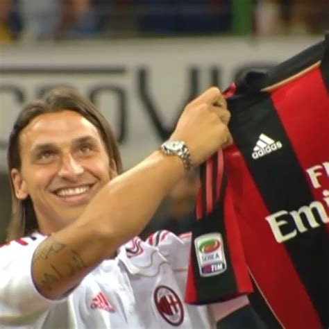 Zlatan Ibrahimovic Il Campione Di Silvio Berlusconi Video