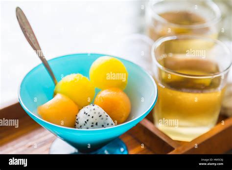 Ice tea with fruit Stock Photo - Alamy