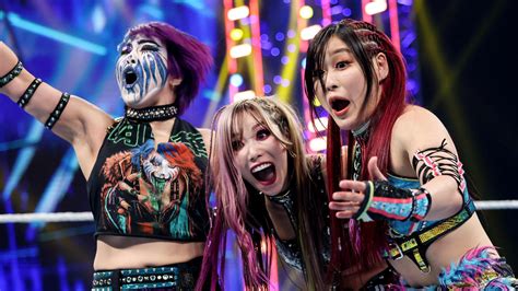 Asuka Aligns Herself With Damage Ctrl Smackdown Highlights Nov