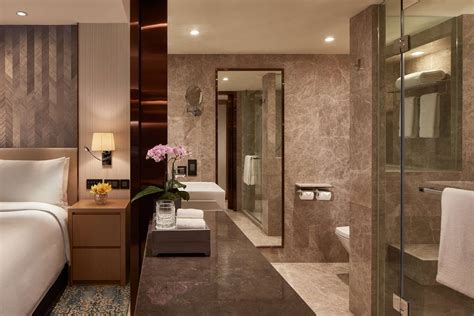 Jw Marriott Hotel Hong Kong Star Luxury In Central The Luxe Voyager