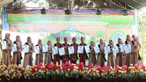 Arak Arak Haflatul Imtihan Ke Yayasan Tpq Lepas Pisah Madin Ula