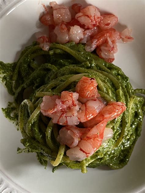 Spaghettone Al Pesto Con Tartare Di Gambero Rosso Di Mazara Fornelli