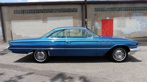 1961 Buick Invicta Bubble Top F17 Denver 2015