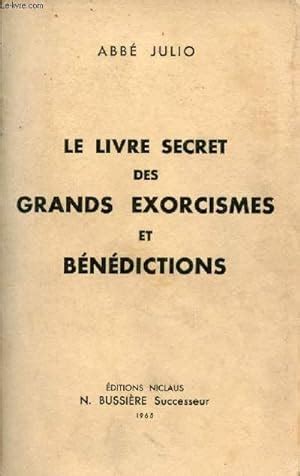 Livre Secret Des Grands Exorcismes Et Benedictions Abebooks