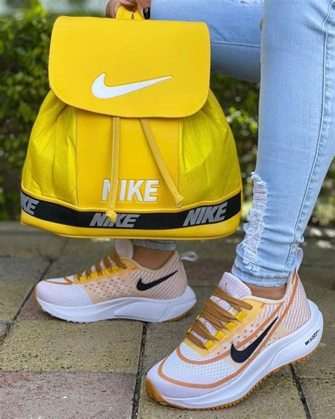 Pin On Schuhe Nike Sneakers Women Nike Shoes Women Fashion Nike Shoes Women