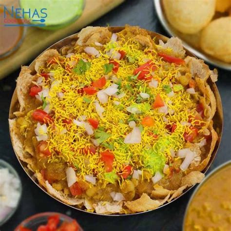 Masala puri | street style masala puri chaat |masala poori chaat recipe ...