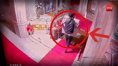 Donation Box Theft Recorded on CCTV in Dera Baba Ji Dera of Bhullevaal ...