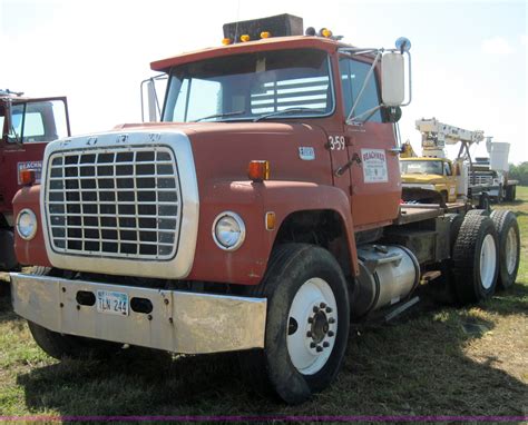 1977 Ford 9000 Semi Truck In St Paul KS Item 4015 Sold Purple Wave