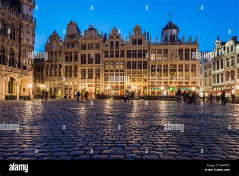 Grand Place by night, Brussels, Belgium Stock Photo - Alamy