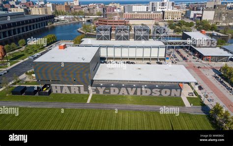 Milwaukee harley davidson museum hi-res stock photography and images - Alamy