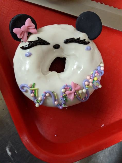 kawaii panda donut | Desserts, Donuts, Food