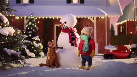 Its Dog Vs Snowman In New Greenies Spot Stash Magazine Motion