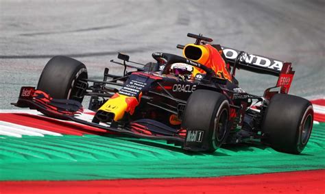 Verstappen Supera Leclerc E Largar Em Na Corrida Sprint Do Gp Da