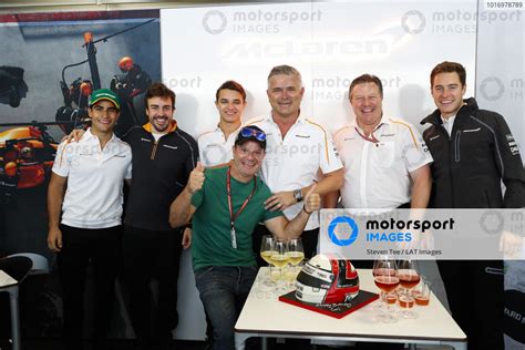 Gil De Ferran Sporting Director Mclaren Celebrates His Birthday With