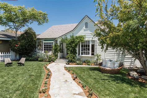 Flagstone Walkway Ideas For A Dreamy Garden