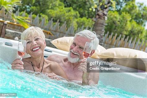 Couple Hot Tub Outdoor Photos And Premium High Res Pictures Getty Images