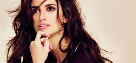 Penelope Cruz Family Photos, Husband, Children, Sister, Age, Height ...