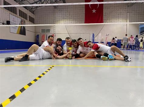 Kurumlar Arası Voleybol Turnuvası Sona Erdi Karamandan