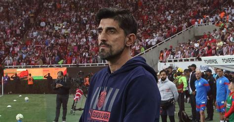 Veljko Paunovic se disculpa con afición de Chivas tras caer ante América