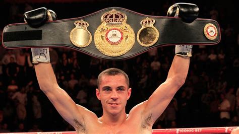 Scott Quigg Retains Wba Belt With A Ruthless Stoppage Win Over Stephane