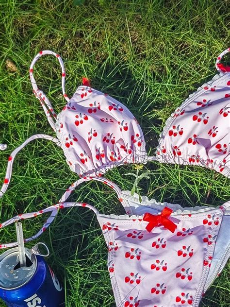 Sexy Swimsuit Triangle Bikinis Cherry Print Bikini Set Female Swimwear