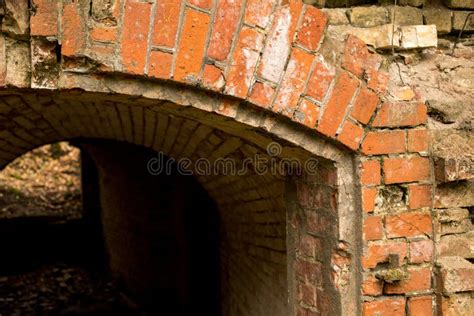 Arquitectura Europea Antigua Edificios Antiguos De Ladrillo Y Piedra